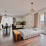 Central Premium Apartment