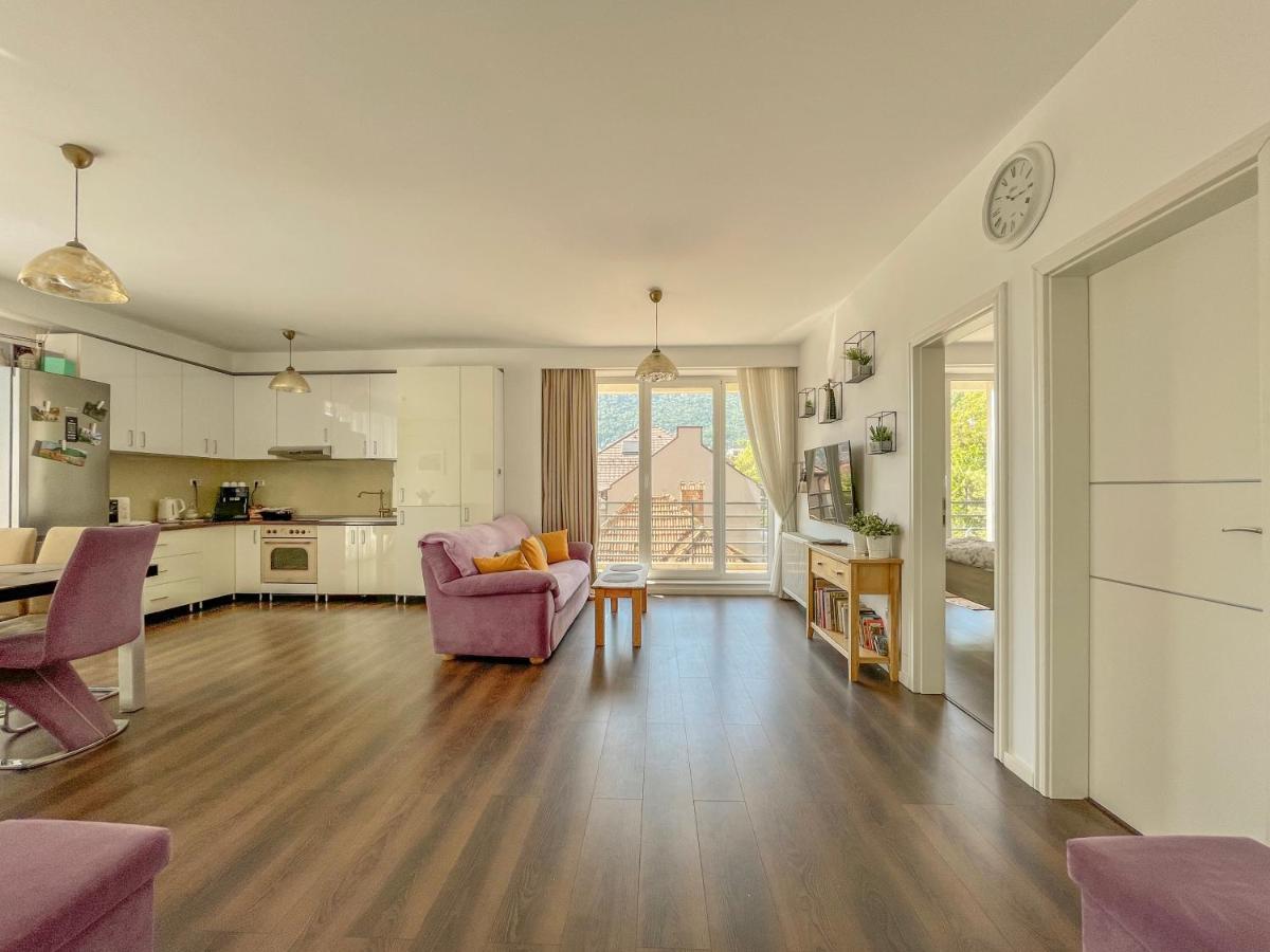 Apartment Premium