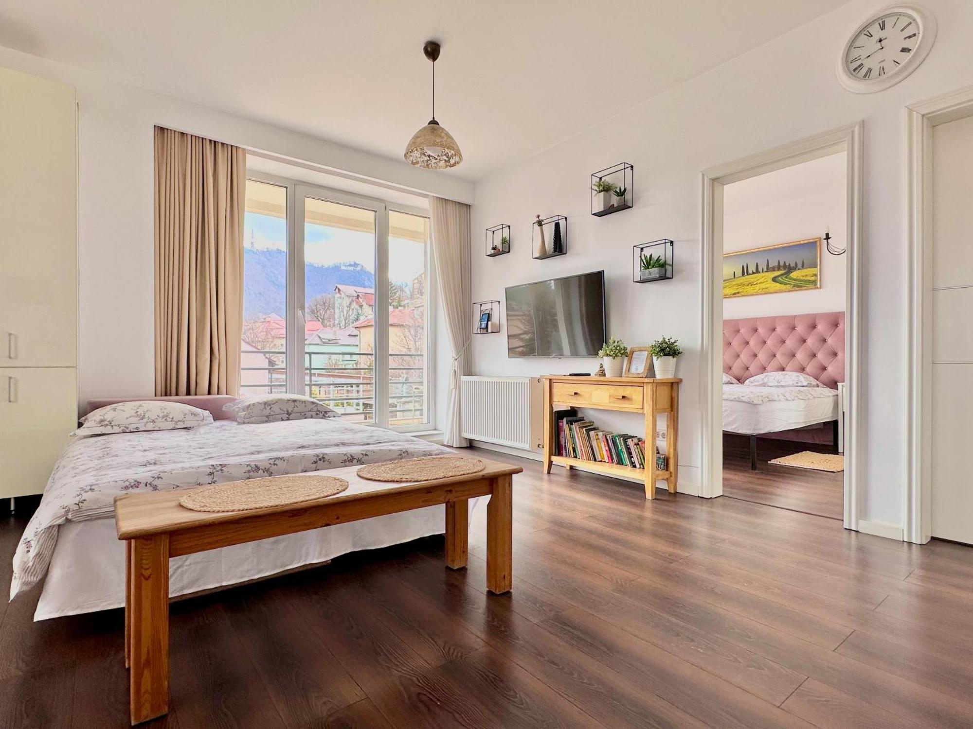 Premium Apartment *